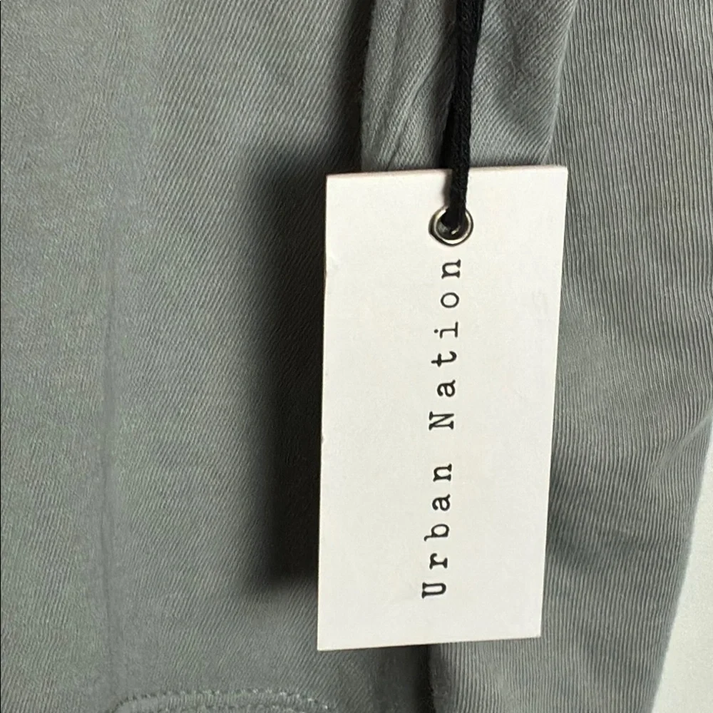 Urban Nation Gray Montana Graphic Cropped Tee - Tshirt - Picture 4 of 6